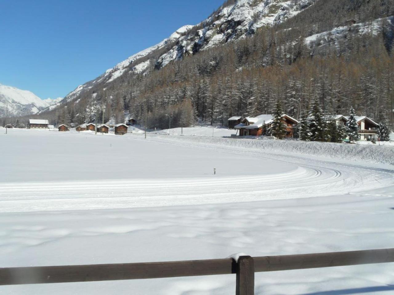 Monte Rosa Taesch, Apartments Mit Wellness Bereich מראה חיצוני תמונה