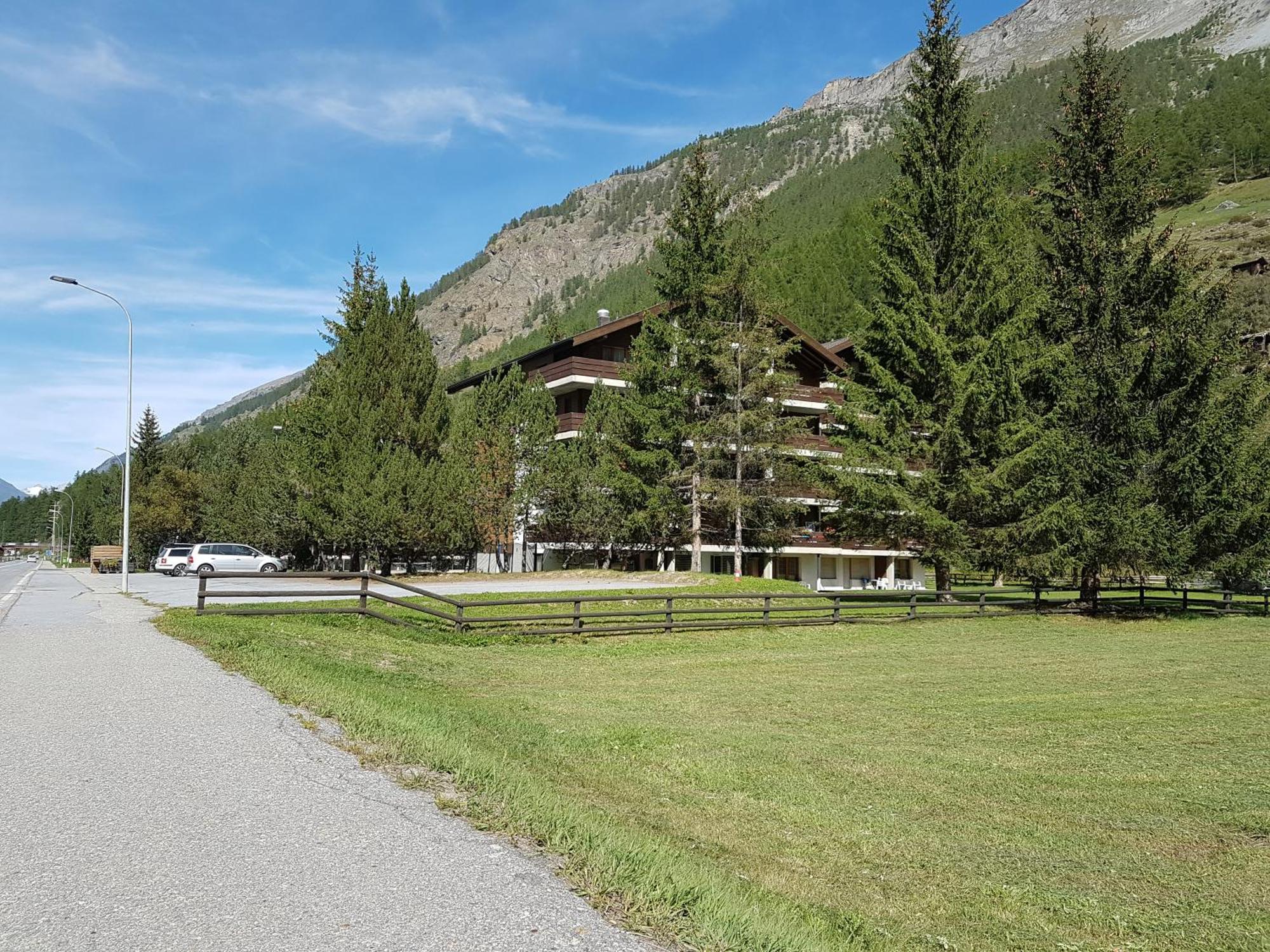 Monte Rosa Taesch, Apartments Mit Wellness Bereich מראה חיצוני תמונה