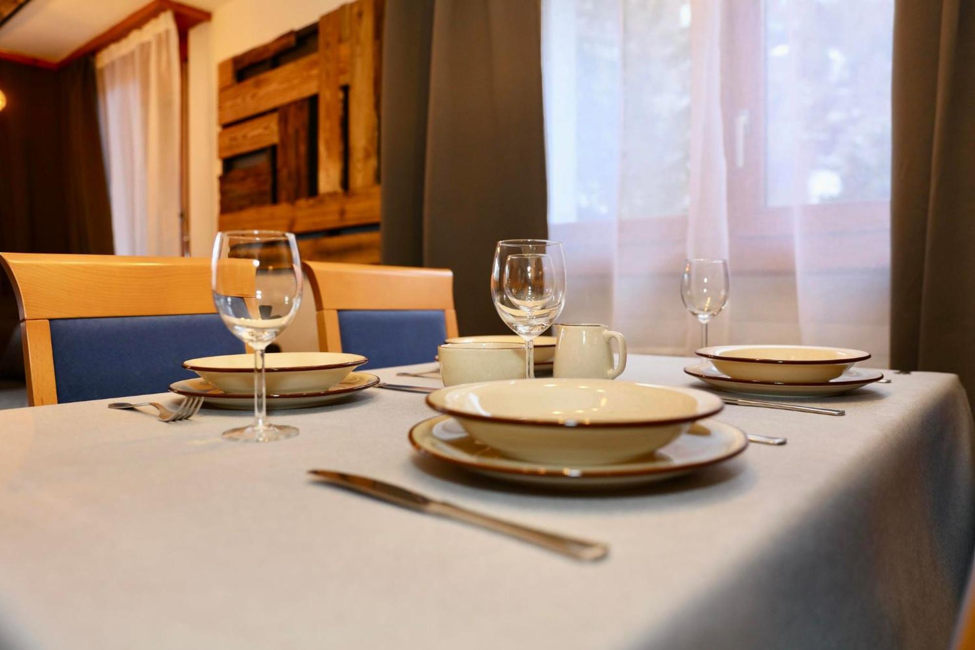 Monte Rosa Taesch, Apartments Mit Wellness Bereich חדר תמונה